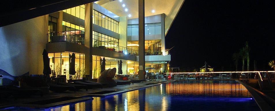 Novotel Manado Golf Resort & Convention Center Eksteriør bilde